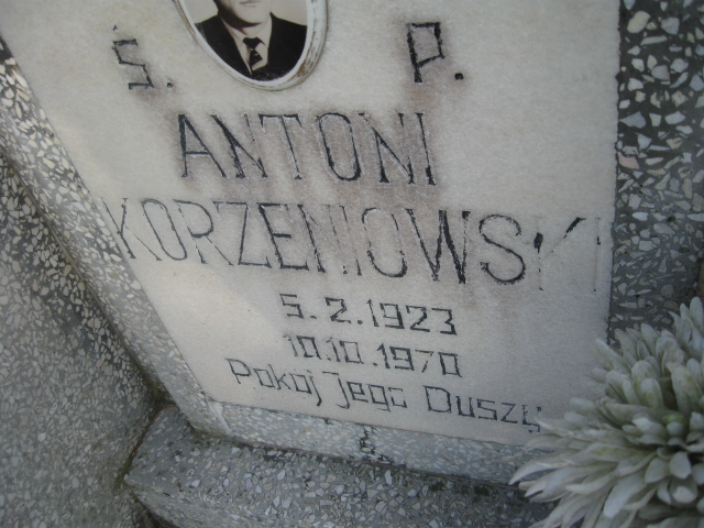 Zofia Reczuch 1924 Bierutów - Grobonet - Wyszukiwarka osób pochowanych