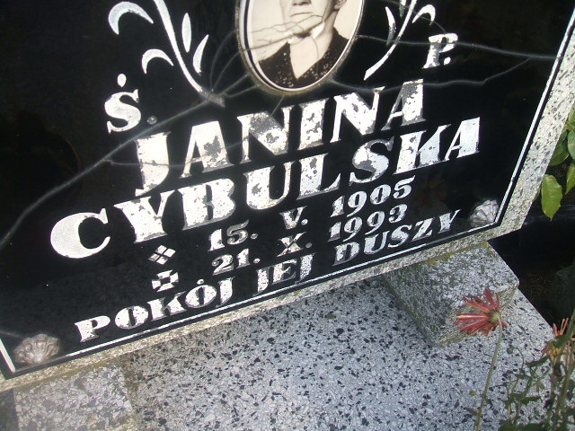 Janina Cybulska 1905 Bierutów - Grobonet - Wyszukiwarka osób pochowanych