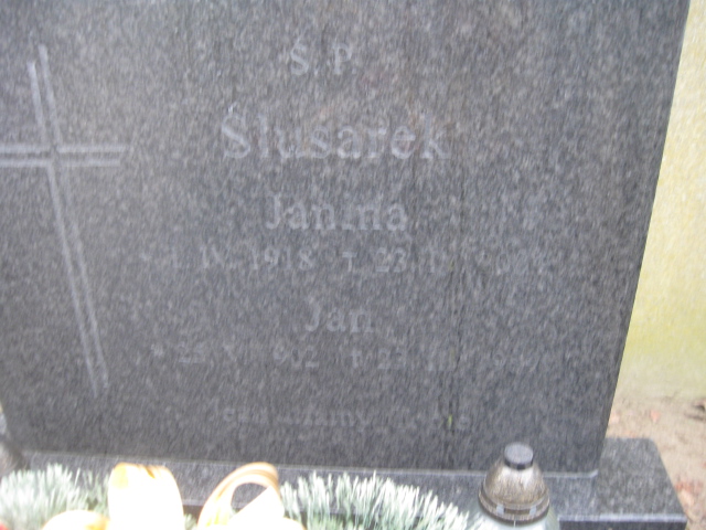 Janina Ślusarek 1918 Bierutów - Grobonet - Wyszukiwarka osób pochowanych